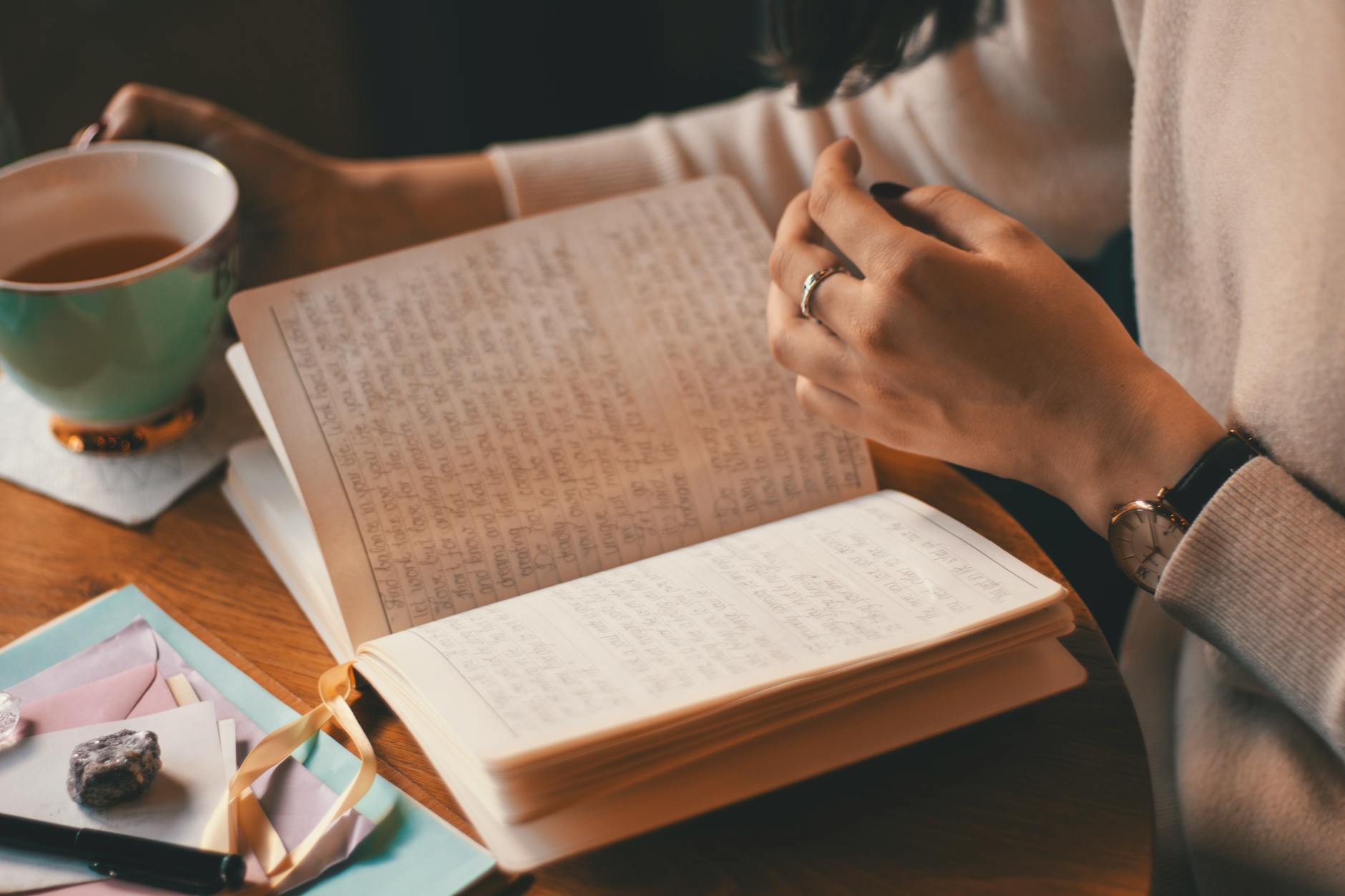 Best Journaling Prompts for Self-Discovery and Personal Growth